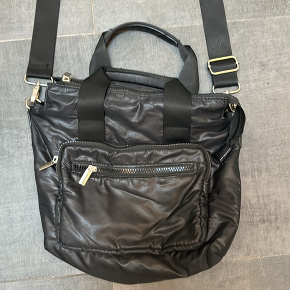 Target Crossbody - Picture 2 of 6